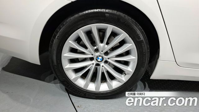 BMW 5 Series (G30) 530i xDrive Luxury Plus 2020 — фото 5