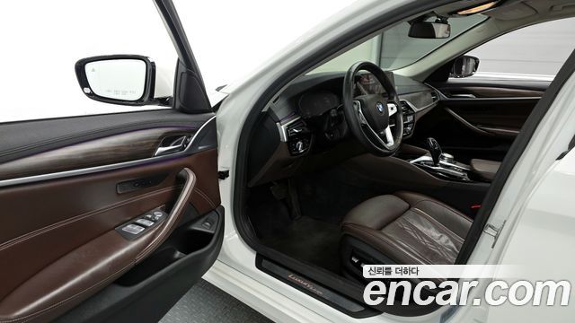 BMW 5 Series (G30) 530i xDrive Luxury Plus 2020 — фото 10