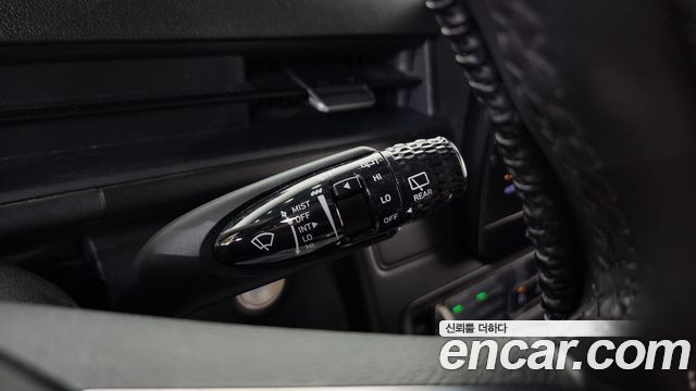 Hyundai Staria 2WD Kinder Safety Car 14-Seater 2023 — фото 16