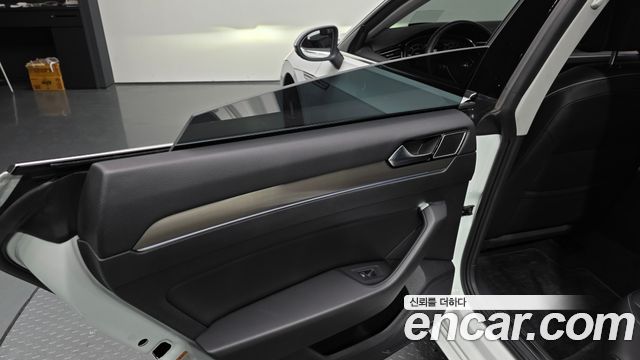 Volkswagen Arteon 2.0 TDI Prestige 2019 — фото 25