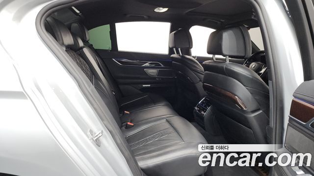 BMW 7 Series (G11) 730d xDrive 2016 — фото 11