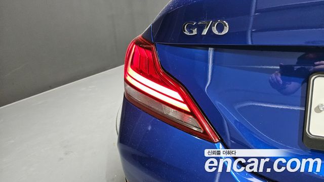 Genesis G70 2.0T AWD Supreme 2018 — фото 23