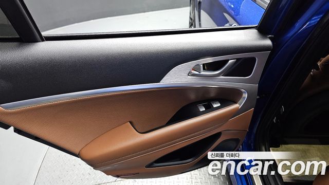 Genesis G70 2.0T AWD Supreme 2018 — фото 25