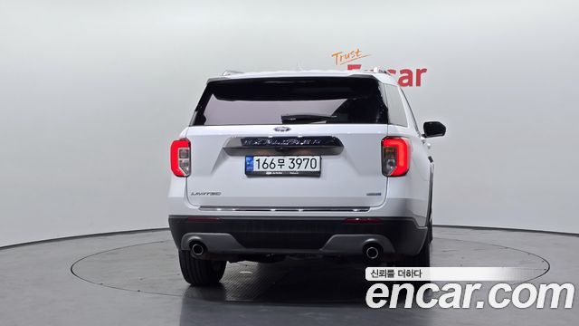 Ford Explorer (VI) 2.3 LimIted 4WD 2020 — фото 4