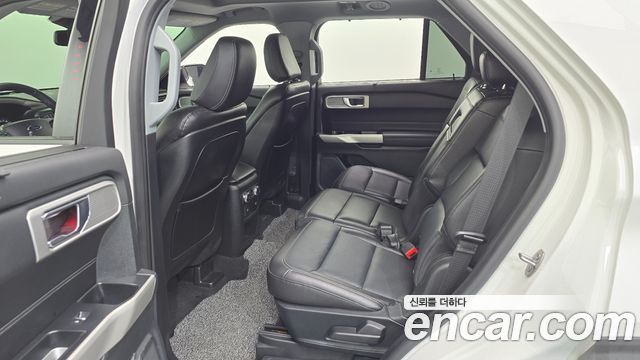Ford Explorer (VI) 2.3 LimIted 4WD 2020 — фото 11