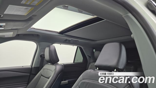 Ford Explorer (VI) 2.3 LimIted 4WD 2020 — фото 16