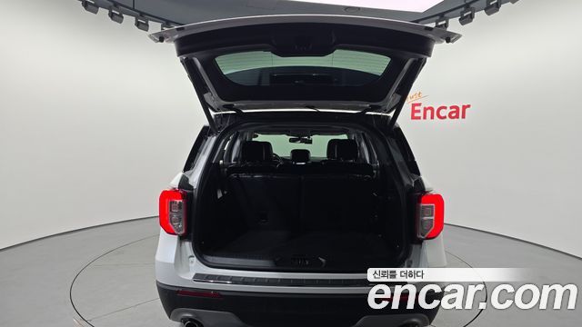 Ford Explorer (VI) 2.3 LimIted 4WD 2020 — фото 18