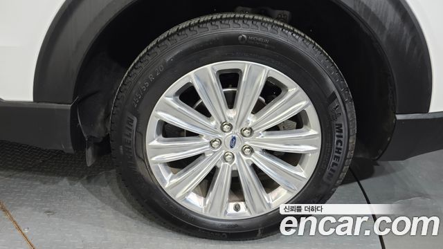 Ford Explorer (VI) 2.3 LimIted 4WD 2020 — фото 21
