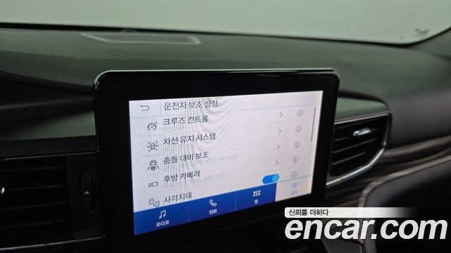 Ford Explorer (VI) 2.3 LimIted 4WD 2020 — фото 32