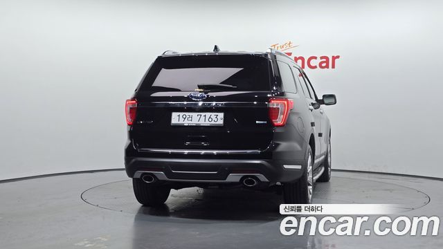 Ford Explorer 2.3 Limited 4WD 5th 2019 — фото 4