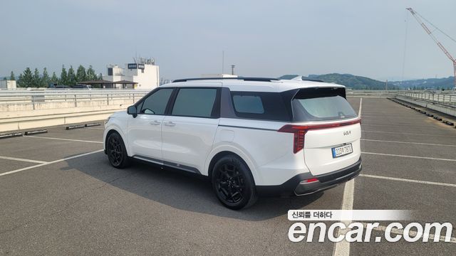 Kia Carnival (IV) Diesel 9-Seater Gravity 2025 — фото 2