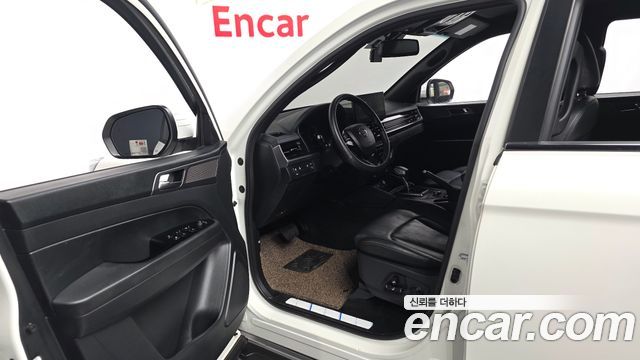 KG Mobility (SsangYong) Rexton Sports Khan Diesel 2.2 4WD Culman Prestige 2024 — фото 10