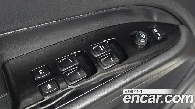 KG Mobility (SsangYong) Rexton Sports Khan Diesel 2.2 4WD Culman Prestige 2024 — фото 30