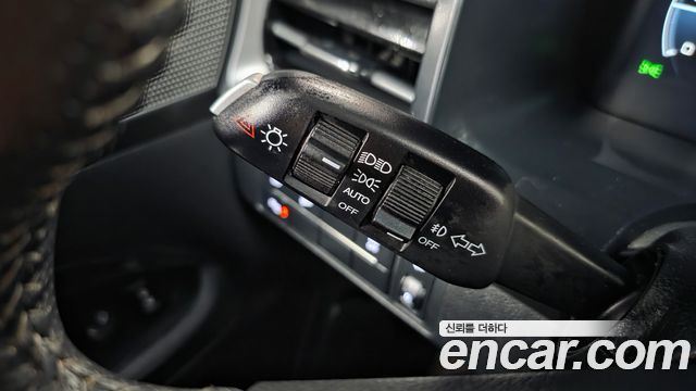 KG Mobility (SsangYong) Rexton Sports Khan Diesel 2.2 4WD Culman Prestige 2024 — фото 34