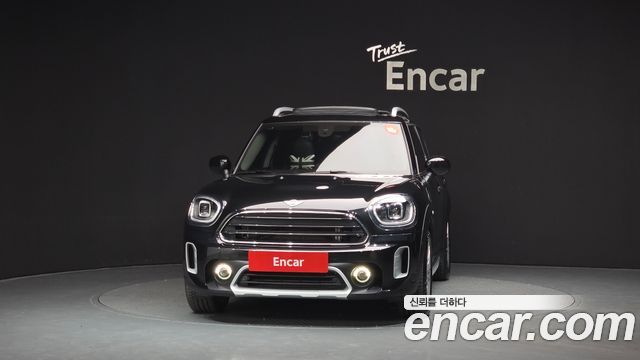 MINI Cooper Countryman Classic Plus Launch Pack 2nd Gen 2023 — фото 3