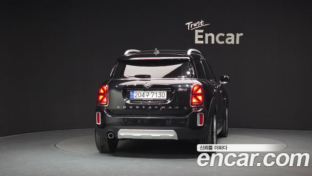 MINI Cooper Countryman Classic Plus Launch Pack 2nd Gen 2023 — фото 4