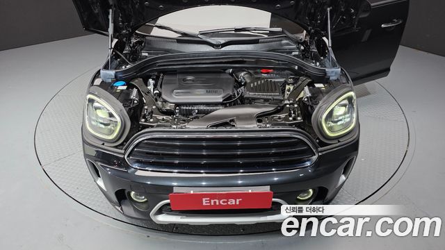 MINI Cooper Countryman Classic Plus Launch Pack 2nd Gen 2023 — фото 6
