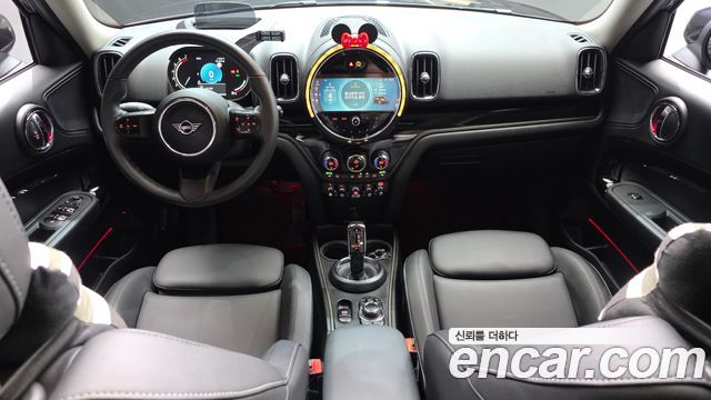 MINI Cooper Countryman Classic Plus Launch Pack 2nd Gen 2023 — фото 7