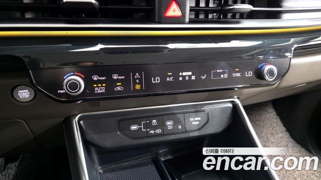 Kia Carnival (IV) Gasoline 9-Seater Signature 2024 — фото 29
