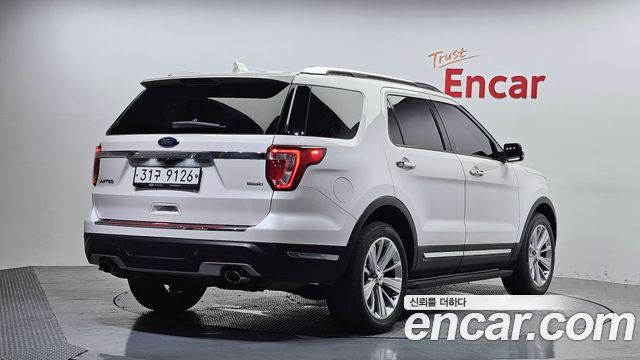 Ford Explorer 2.3 Limited 4WD 5th 2019 — фото 2