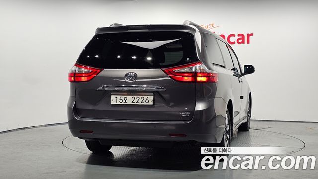 Toyota Sienna 3.5 AWD 2018 — фото 4