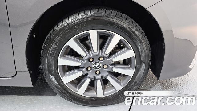 Toyota Sienna 3.5 AWD 2018 — фото 21