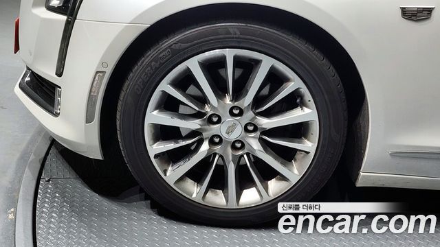 Cadillac CT6 3.6 Premium AWD 2017 — фото 5