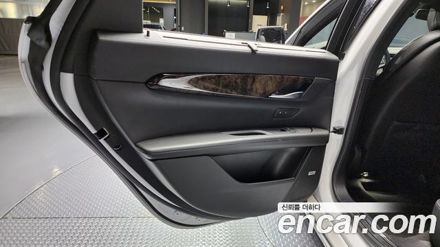 Cadillac CT6 3.6 Premium AWD 2017 — фото 25