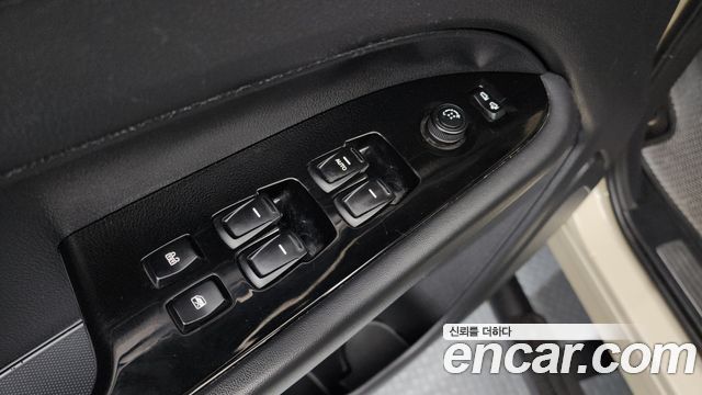 KG Mobility (SsangYong) Rexton Sports Khan Diesel 2.2 4WD Culman Noblesse 2024 — фото 20