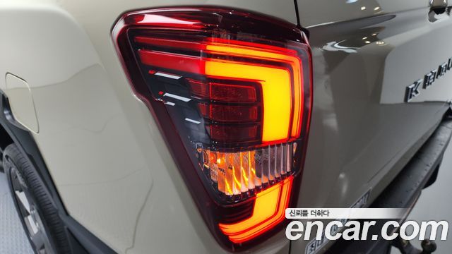 KG Mobility (SsangYong) Rexton Sports Khan Diesel 2.2 4WD Culman Noblesse 2024 — фото 23