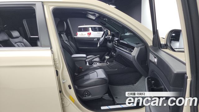 KG Mobility (SsangYong) Rexton Sports Khan Diesel 2.2 4WD Culman Noblesse 2024 — фото 26