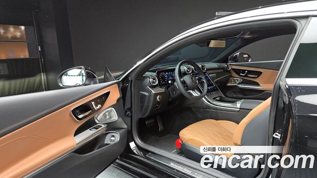 Mercedes-Benz CLE-Class (C236) CLE450 4MATIC Coupe 2025 — фото 10