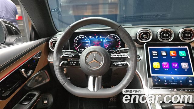 Mercedes-Benz CLE-Class (C236) CLE450 4MATIC Coupe 2025 — фото 13