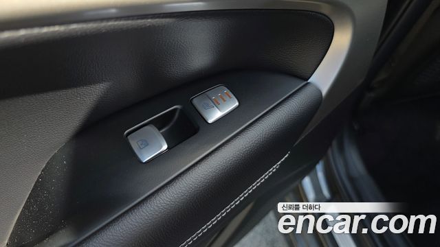 Genesis G70 Gasoline 2.5T 4WD 2024 — фото 28