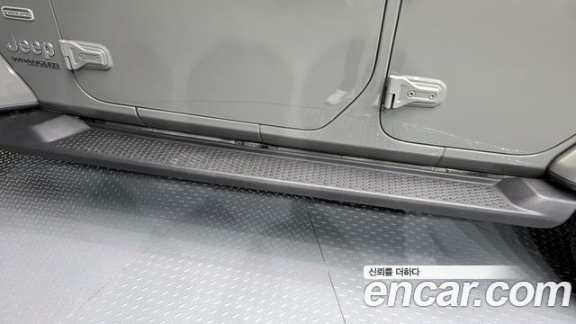 Jeep Wrangler (JL) 2.0 Overland 4Door 2022 — фото 32