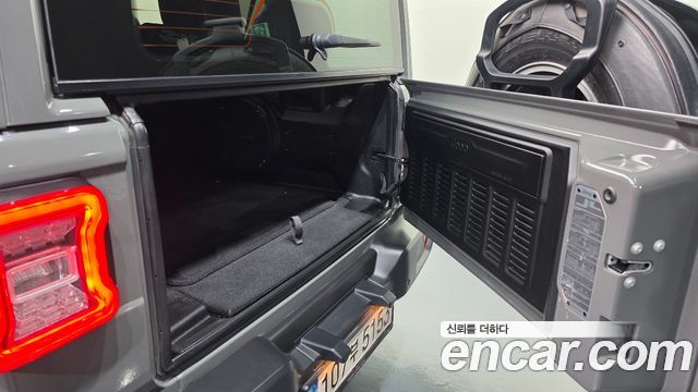 Jeep Wrangler (JL) 2.0 Overland 4Door 2022 — фото 34