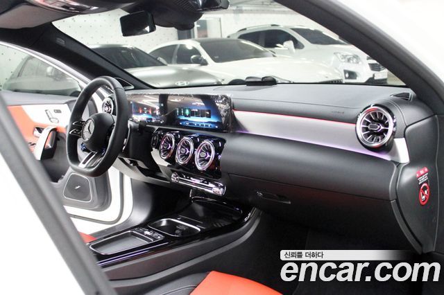 Mercedes-Benz A-Class (W177) AMG A45 S 4MATIC+ Hatchback 2026 — фото 10