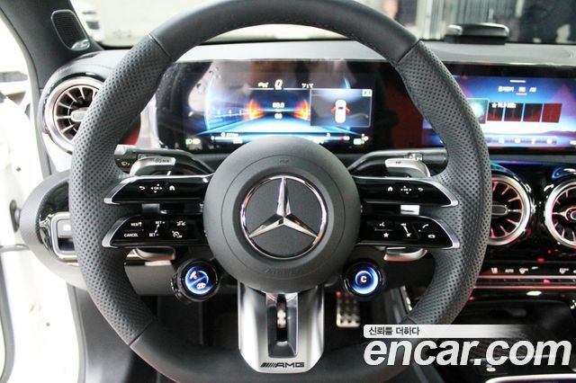 Mercedes-Benz A-Class (W177) AMG A45 S 4MATIC+ Hatchback 2026 — фото 16