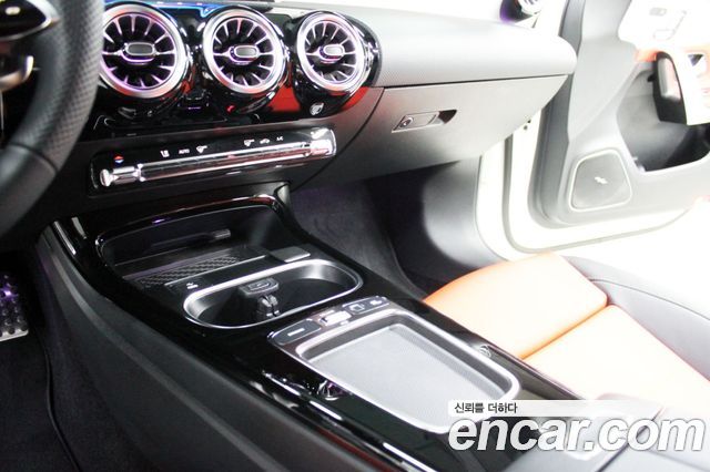 Mercedes-Benz A-Class (W177) AMG A45 S 4MATIC+ Hatchback 2026 — фото 20