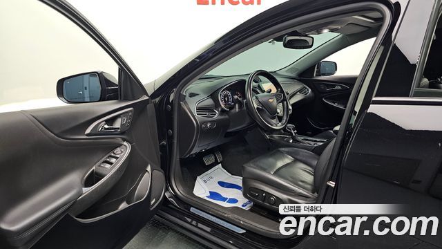 Chevrolet Malibu 2.0 Turbo Perfect Black 2019 — фото 10