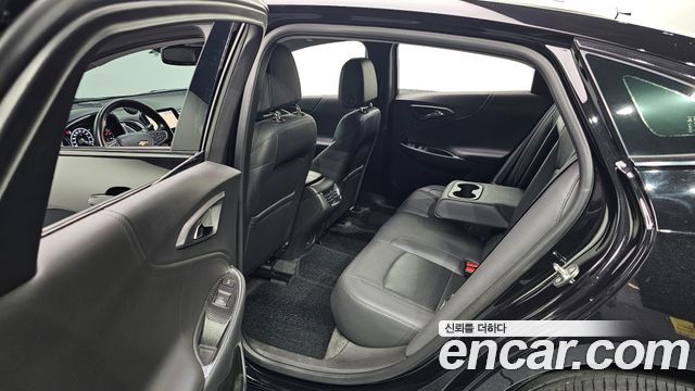 Chevrolet Malibu 2.0 Turbo Perfect Black 2019 — фото 11