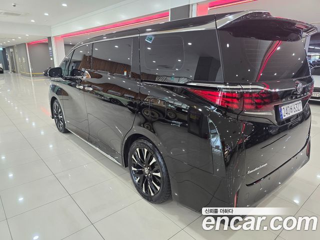 Toyota Alphard (IV) 2.5 HEV Executive AWD 2024 — фото 2