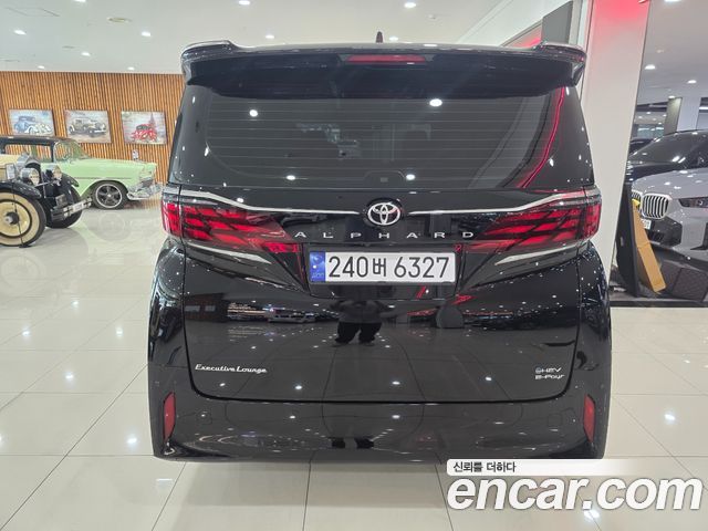 Toyota Alphard (IV) 2.5 HEV Executive AWD 2024 — фото 4