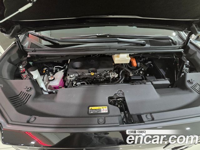 Toyota Alphard (IV) 2.5 HEV Executive AWD 2024 — фото 6