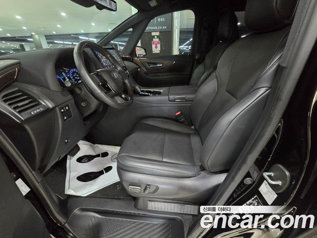Toyota Alphard (IV) 2.5 HEV Executive AWD 2024 — фото 17