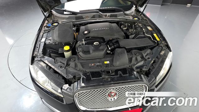 Jaguar XF 3.0D Luxury X250 2015 — фото 6