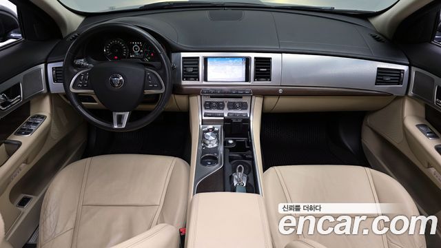Jaguar XF 3.0D Luxury X250 2015 — фото 7
