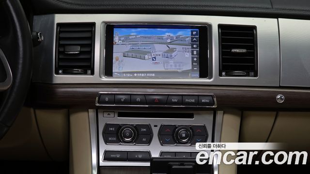 Jaguar XF 3.0D Luxury X250 2015 — фото 14
