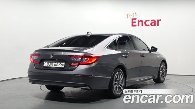 Honda Accord (X) 2.0 Hybrid Touring 2019 — фото 2