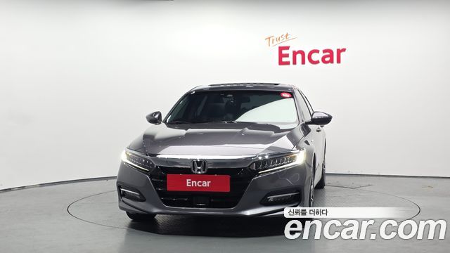 Honda Accord (X) 2.0 Hybrid Touring 2019 — фото 3